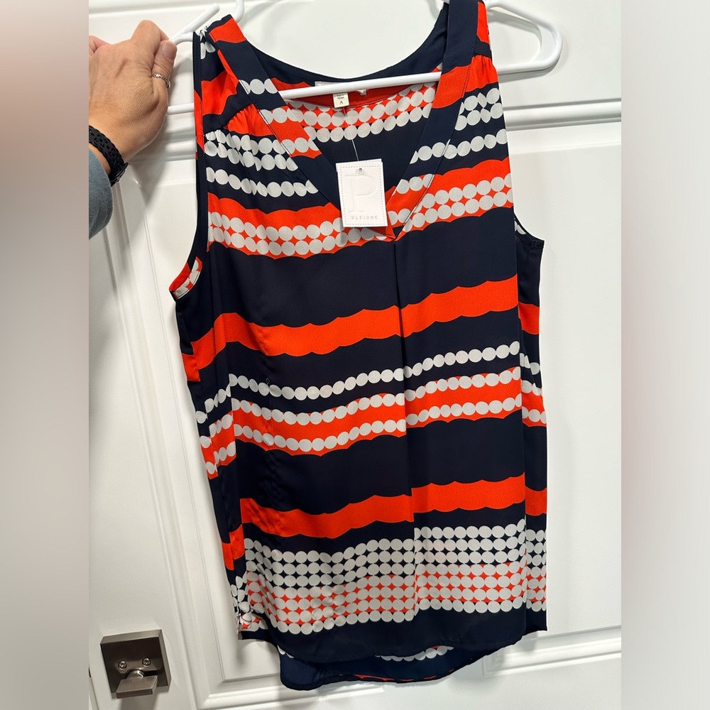 Work blouse with fun colors! Brand New. Sleeveless size M